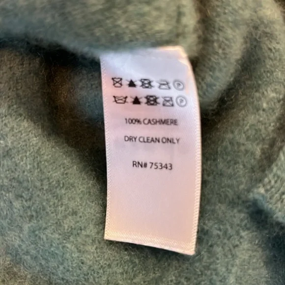 Tahari Teal Cashmere Sweater - Picture 5 of 8